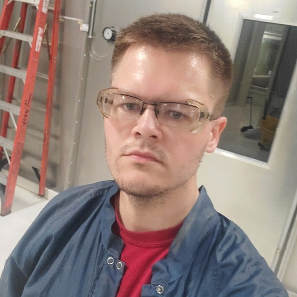 Meet your Posher, Tyler - Picture 1 of 1